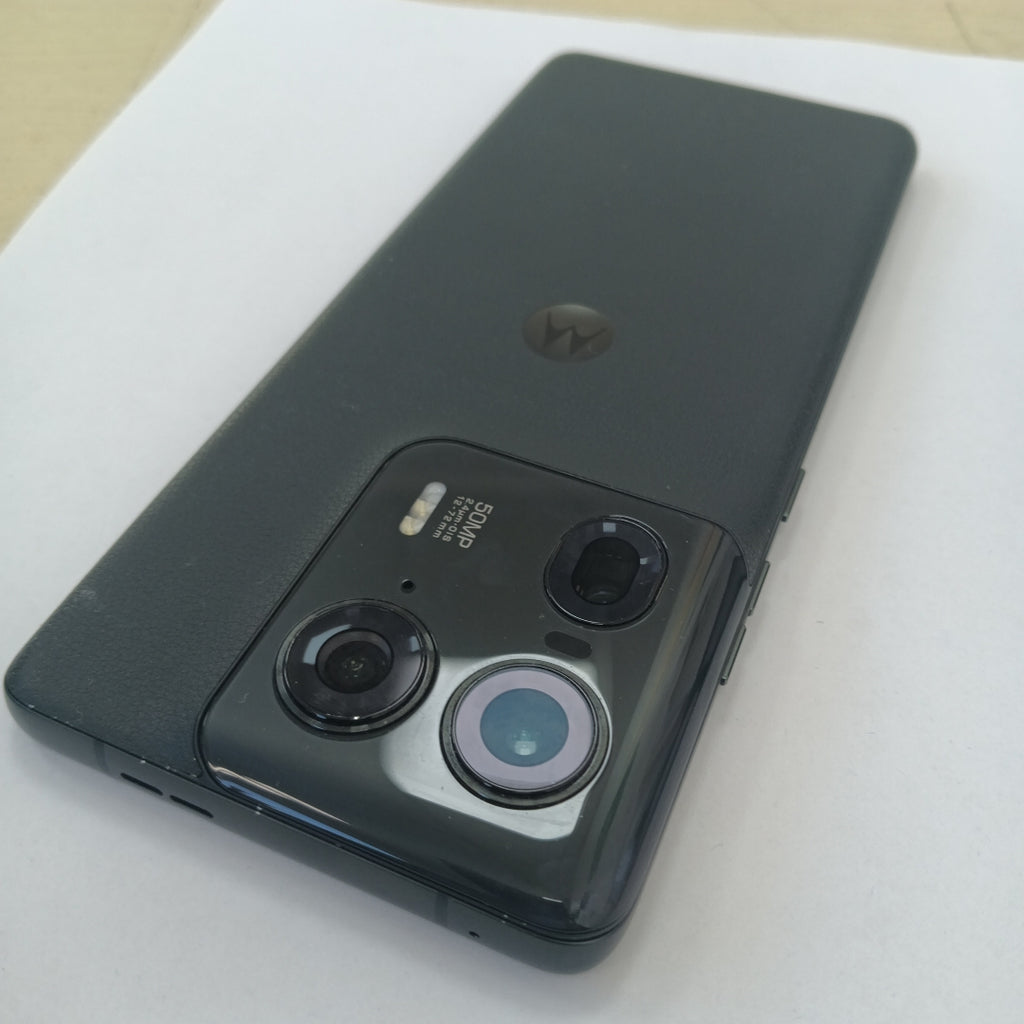 CELULAR MOTOROLA EDGE 50 ULTRA XT2401-1 (2024) 512 GB 12 GB RAM (SEMINUEVO)