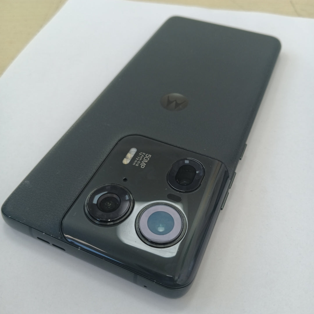 CELULAR MOTOROLA EDGE 50 ULTRA XT2401-1 (2024) 512 GB 12 GB RAM (SEMINUEVO)