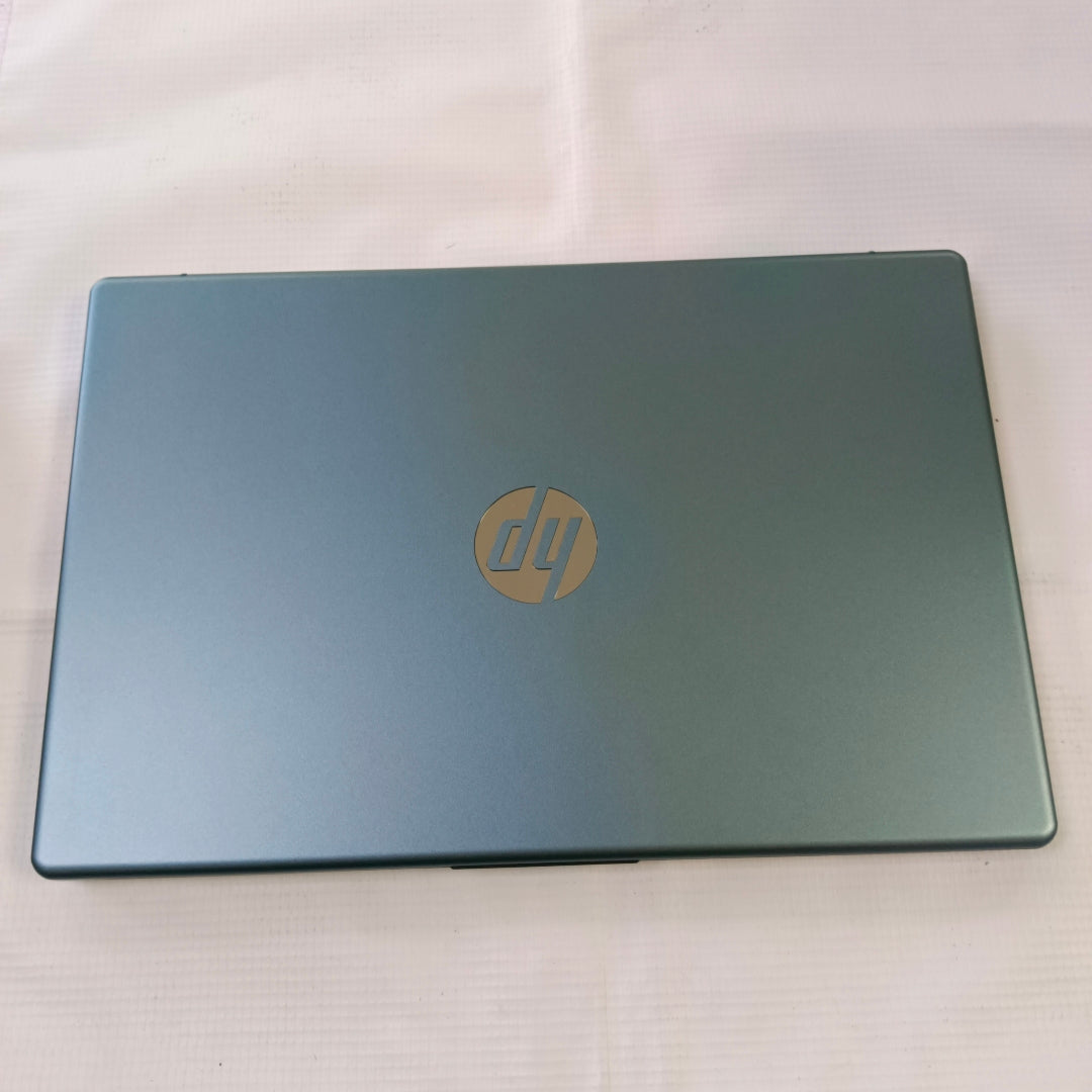 LAPTOP HP 14-EM0017LA (2024) 512 GB SSD 8 GB RAM (SEMINUEVO)