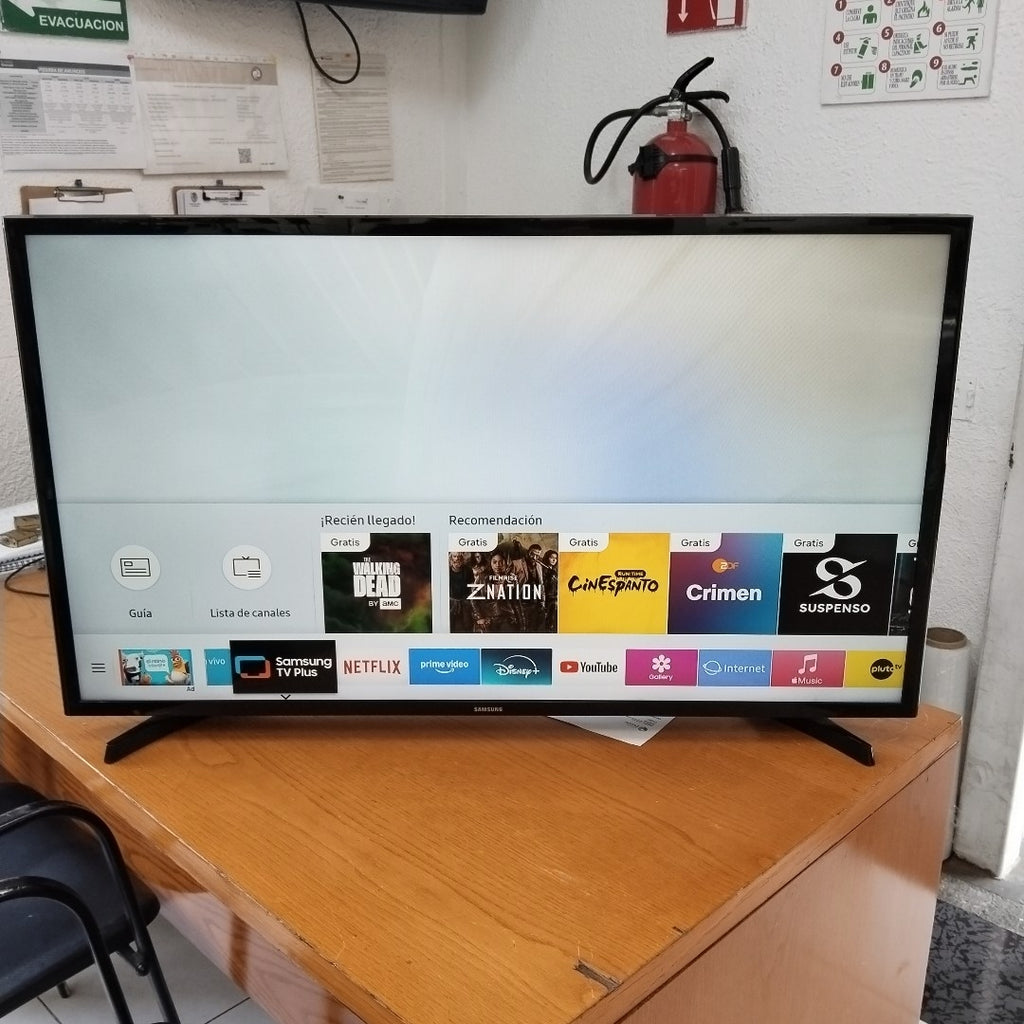 PANTALLA SAMSUNG UN40N5200AF (2022) 40" LED FULL HD (SEMINUEVO)