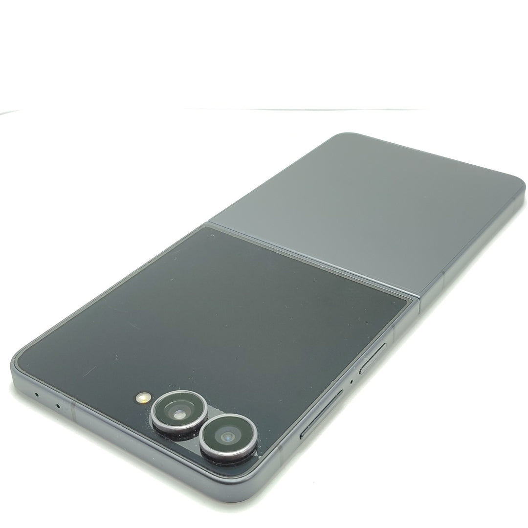 CELULAR SAMSUNG GALAXY Z FLIP 7 SM-F766B (2025) 512 GB 12 GB RAM (SEMINUEVO)