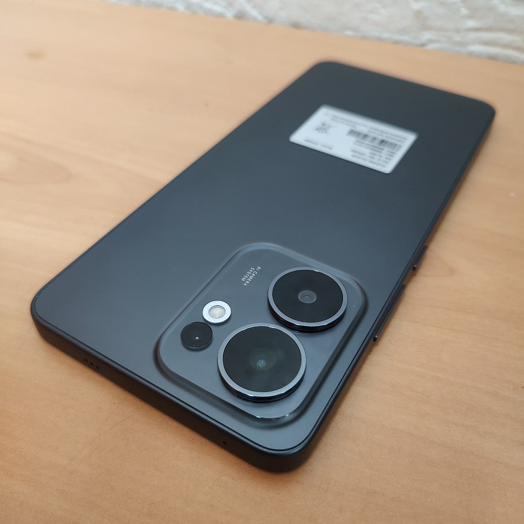 CELULAR OPPO  RENO 13F 5G CPH2699 (2025) 256 GB 12 GB RAM (SEMINUEVO)