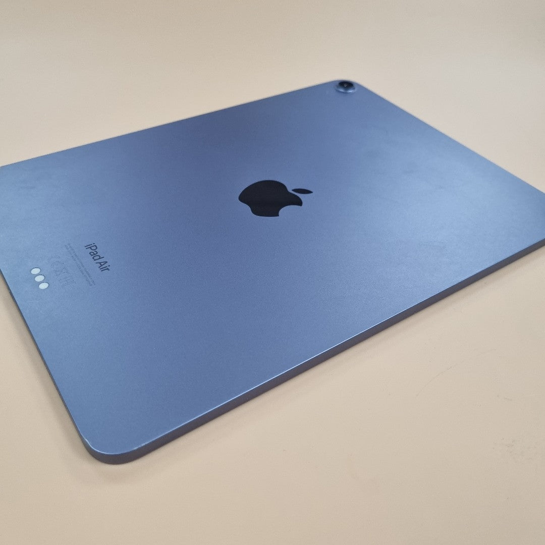TABLETA APPLE IPAD AIR 5 A2588 64 GB 8 GB RAM (SEMINUEVO)