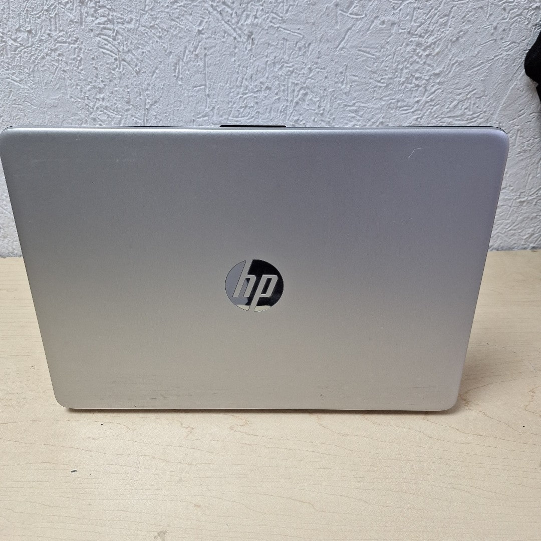 LAPTOP HP 14-DQ0530LA(2024) 256 GB SSD 8 GB RAM