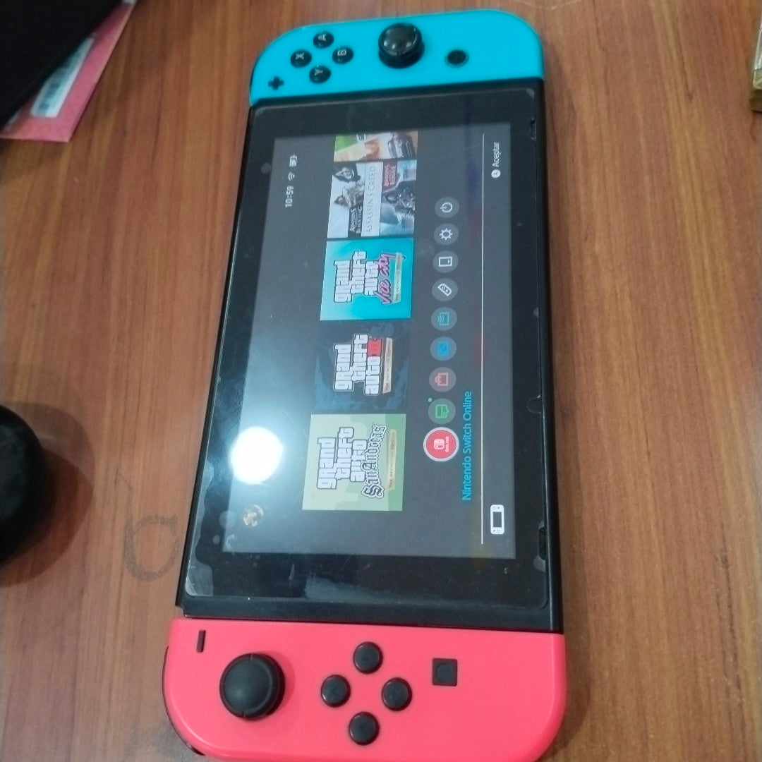 CONSOLA DE VIDEOJUEGO NINTENDO SWITCH 32 GB (SEMINUEVO)