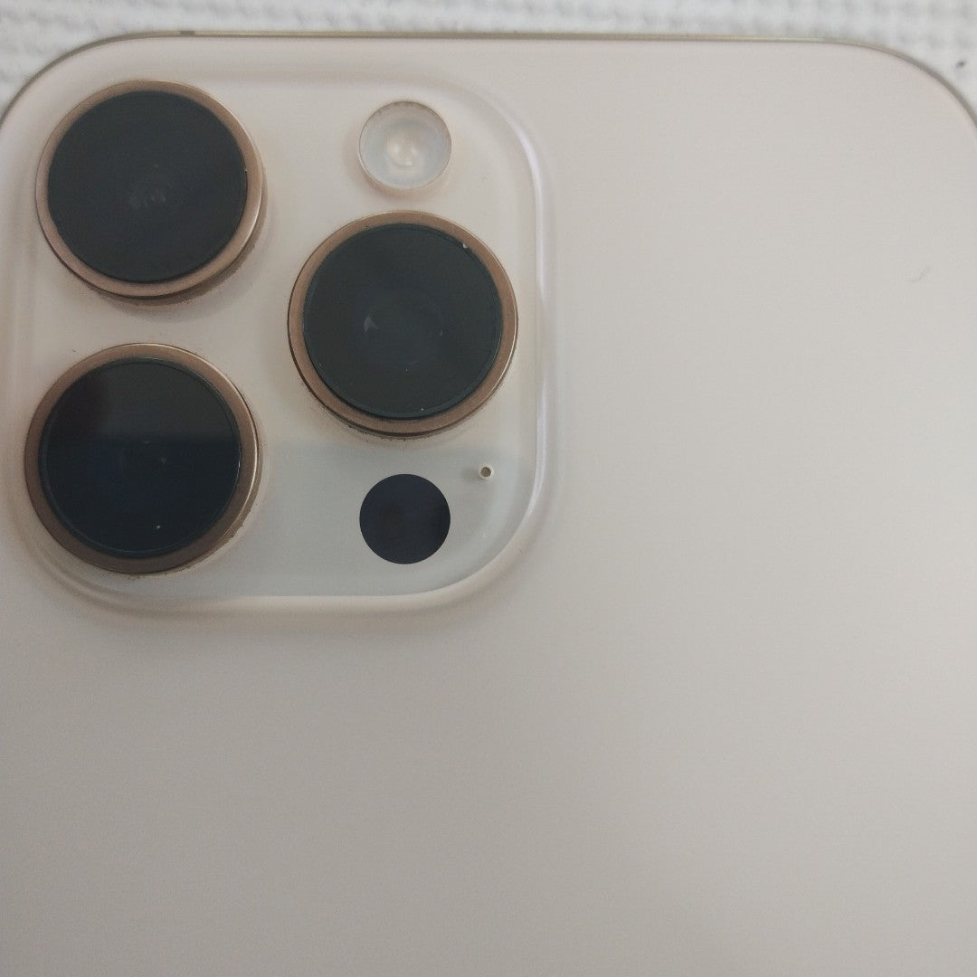 CELULAR APPLE IPHONE 16 PRO MAX A3295 (2024) 256 GB 8 GB RAM (SEMINUEVO)