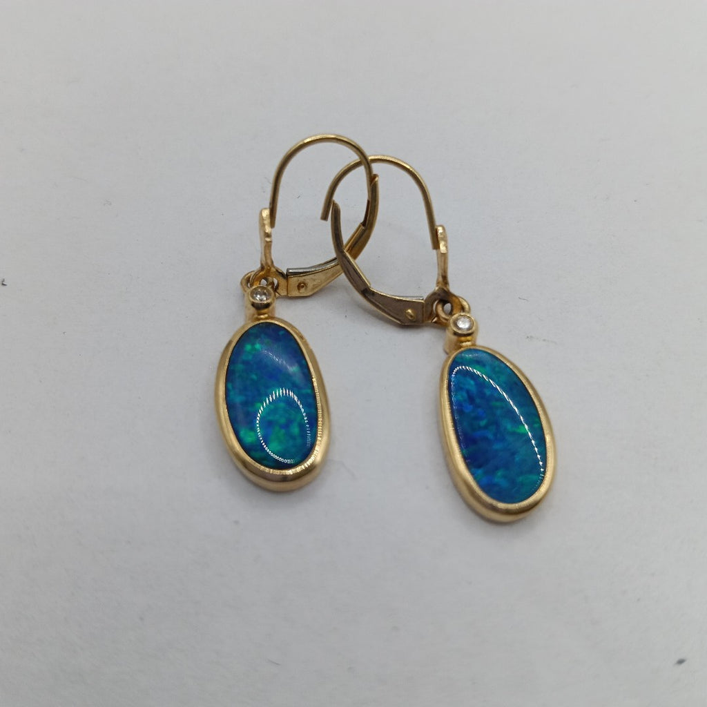 ARETES PAR. ORO. 14 K 3.8 GRMS (SEMINUEVO)