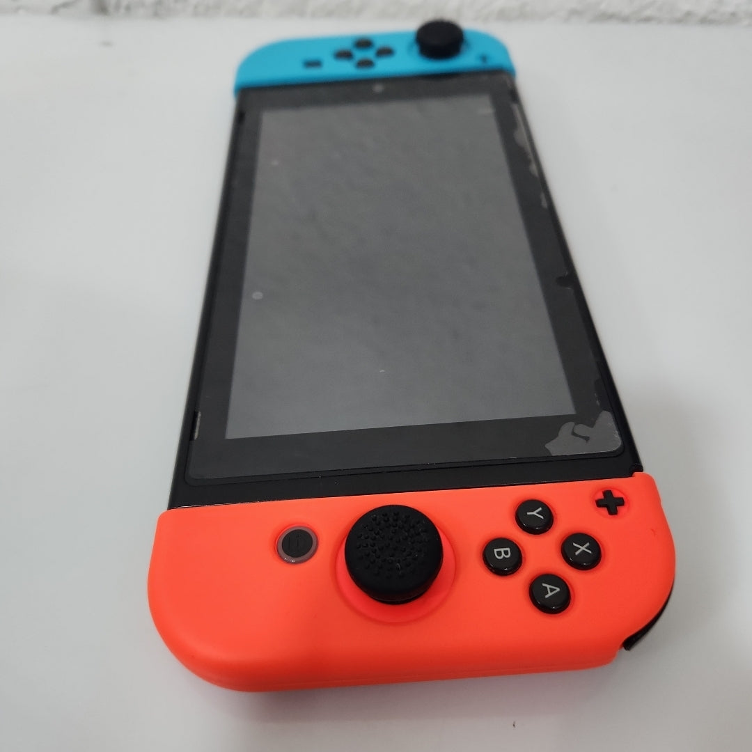 CONSOLA DE VIDEOJUEGO NINTENDO SWITCH 32 GB (SEMINUEVO)