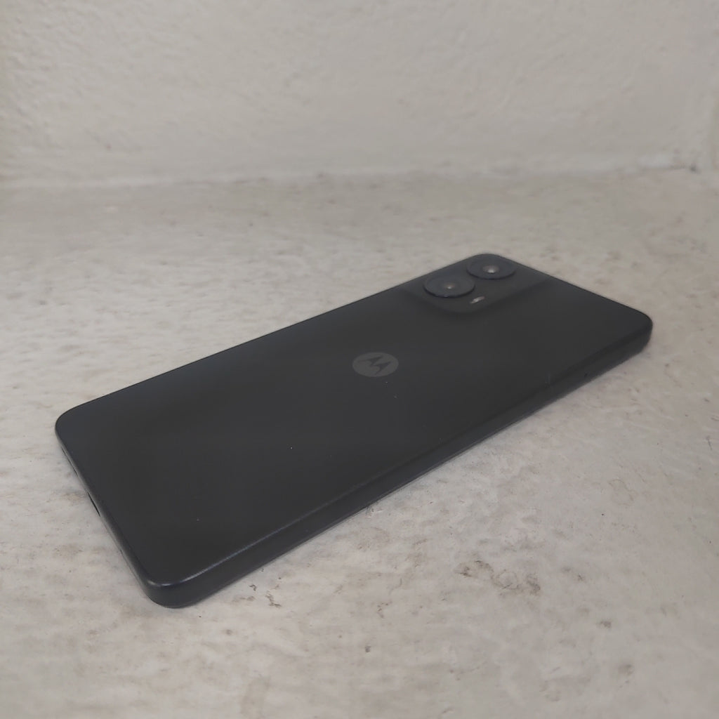 CELULAR MOTOROLA MOTO G24 XT2423-1 (2024) 256 GB 4 GB RAM (SEMINUEVO)