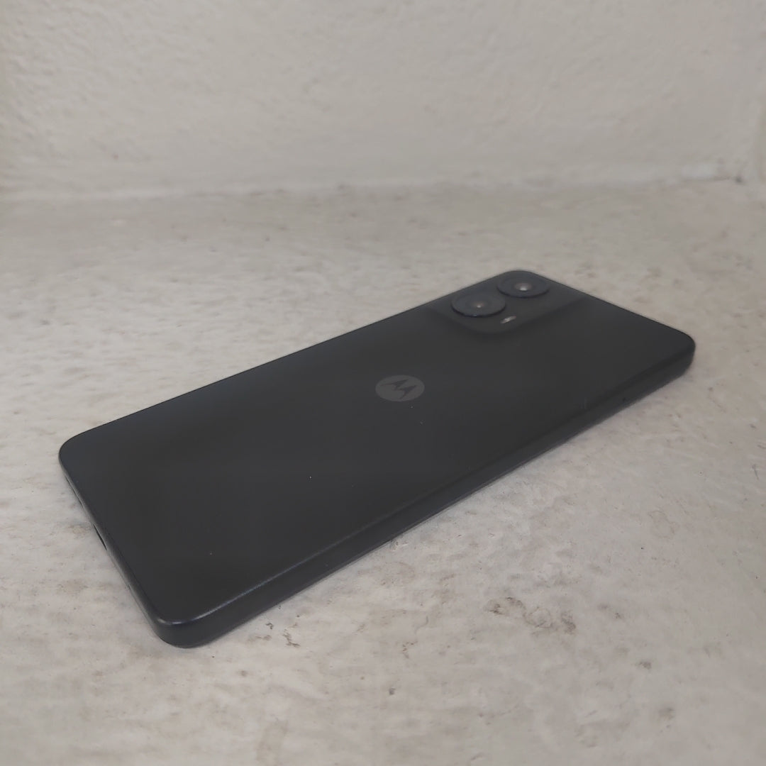 CELULAR MOTOROLA MOTO G24 XT2423-1 (2024) 256 GB 4 GB RAM (SEMINUEVO)