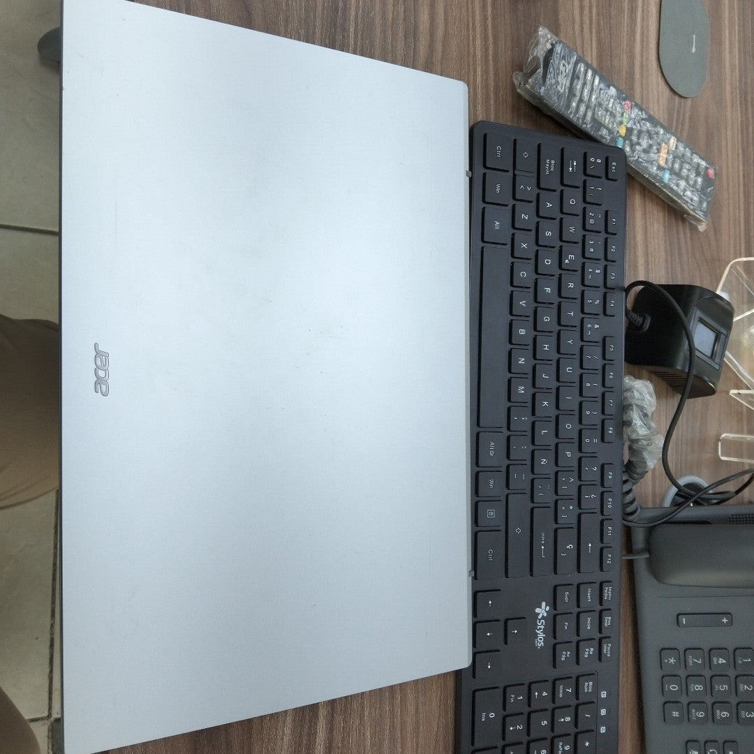 LAPTOP ACER ASPIRE 3 A315-59-314H (2022) 256 GB SSD 8 GB RAM (SEMINUEVO)