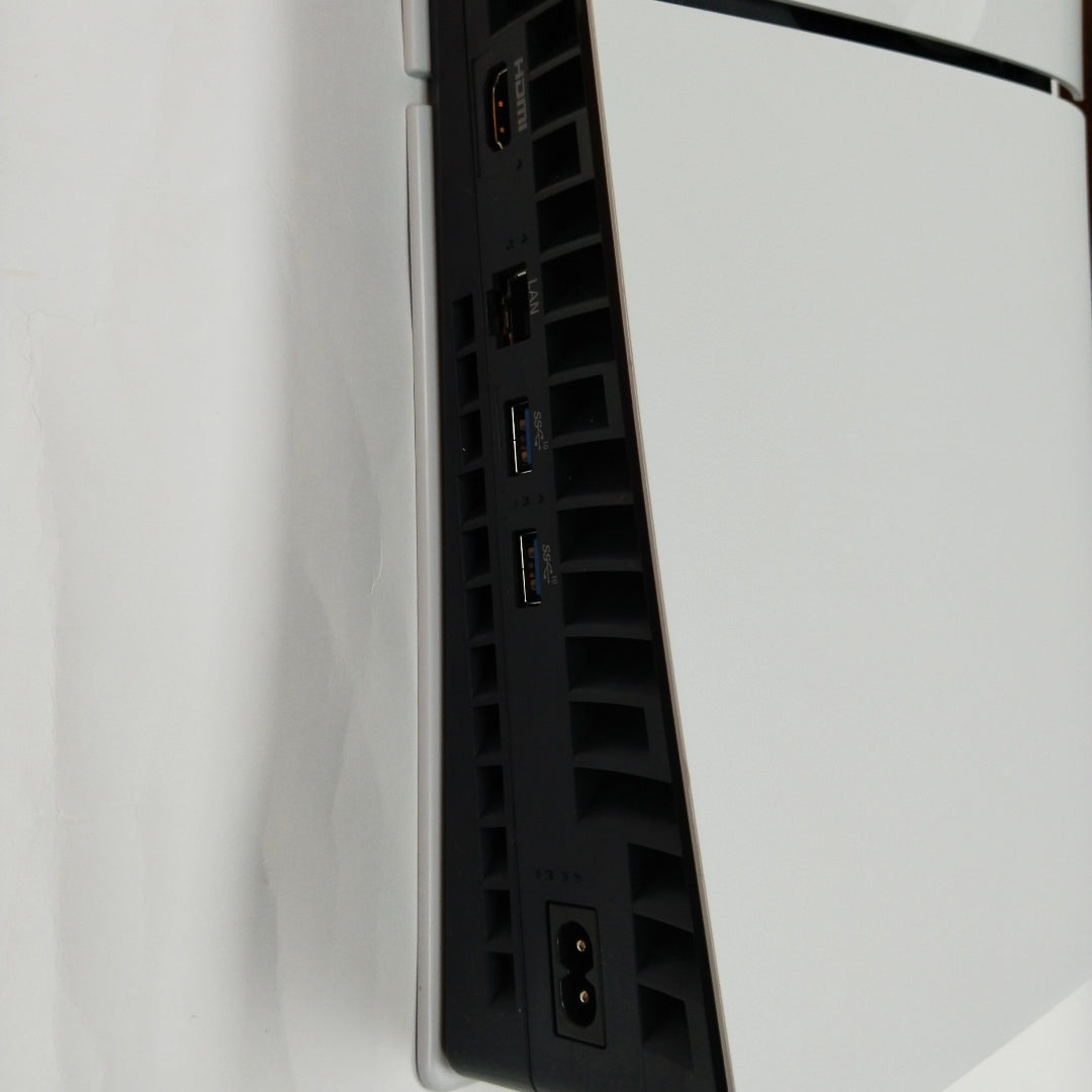 CONSOLA DE VIDEOJUEGO SONY PS5 825 SSD (SEMINUEVO)