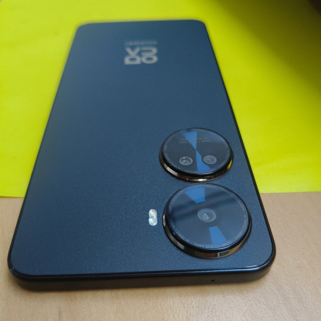 CELULAR HUAWEI NOVA 12SE  BNE-LX3 256 GB 8 GB RAM (SEMINUEVO)