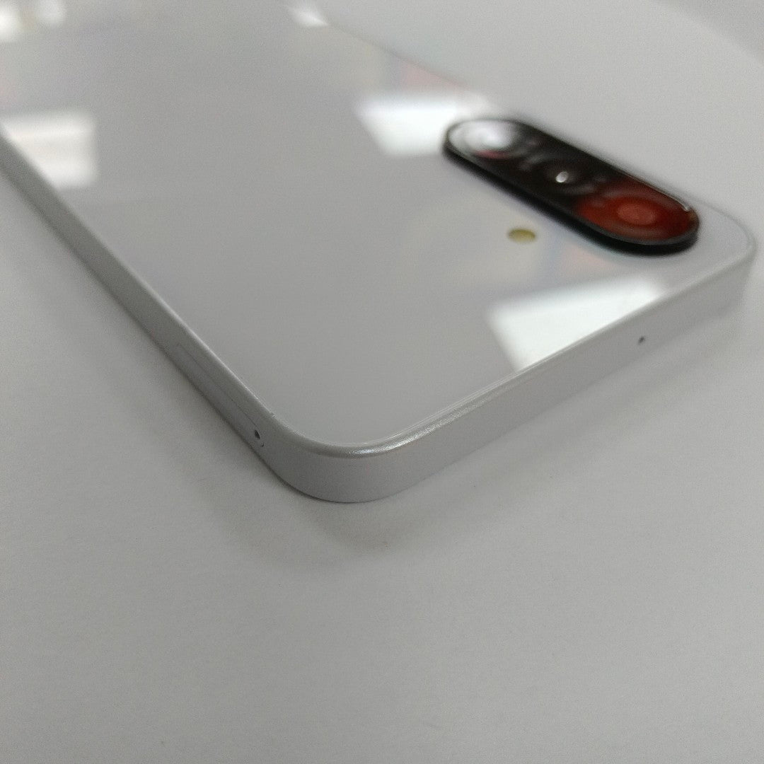 CELULAR SAMSUNG GALAXY A26 5G SM-A266M (2025) 128 GB 6 GB RAM (SEMINUEVO)