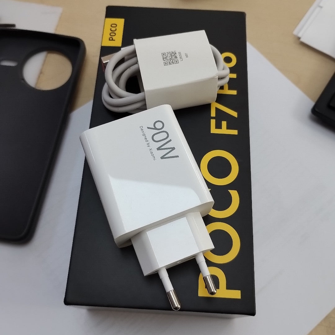 CELULAR XIAOMI POCO F7 PRO 24117RK2CG (2025) 512 GB 12 GB RAM (SEMINUEVO)