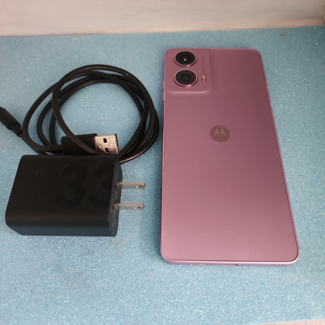 CELULAR MOTOROLA MOTO G24 XT2423-1 (2024) 256 GB 4 GB RAM (SEMINUEVO)