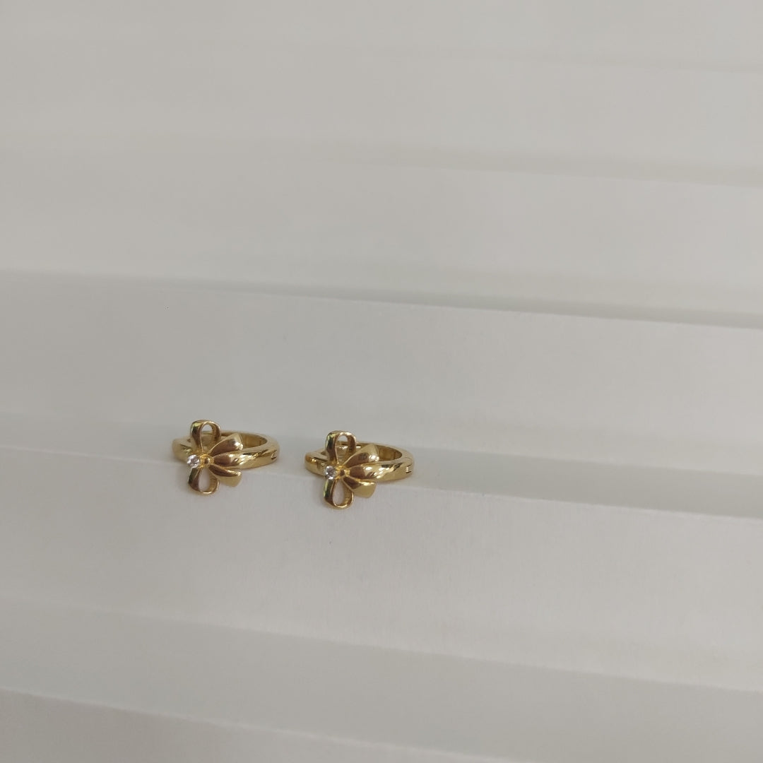 HUGGIES ORO 14K 1.4 (NUEVO)