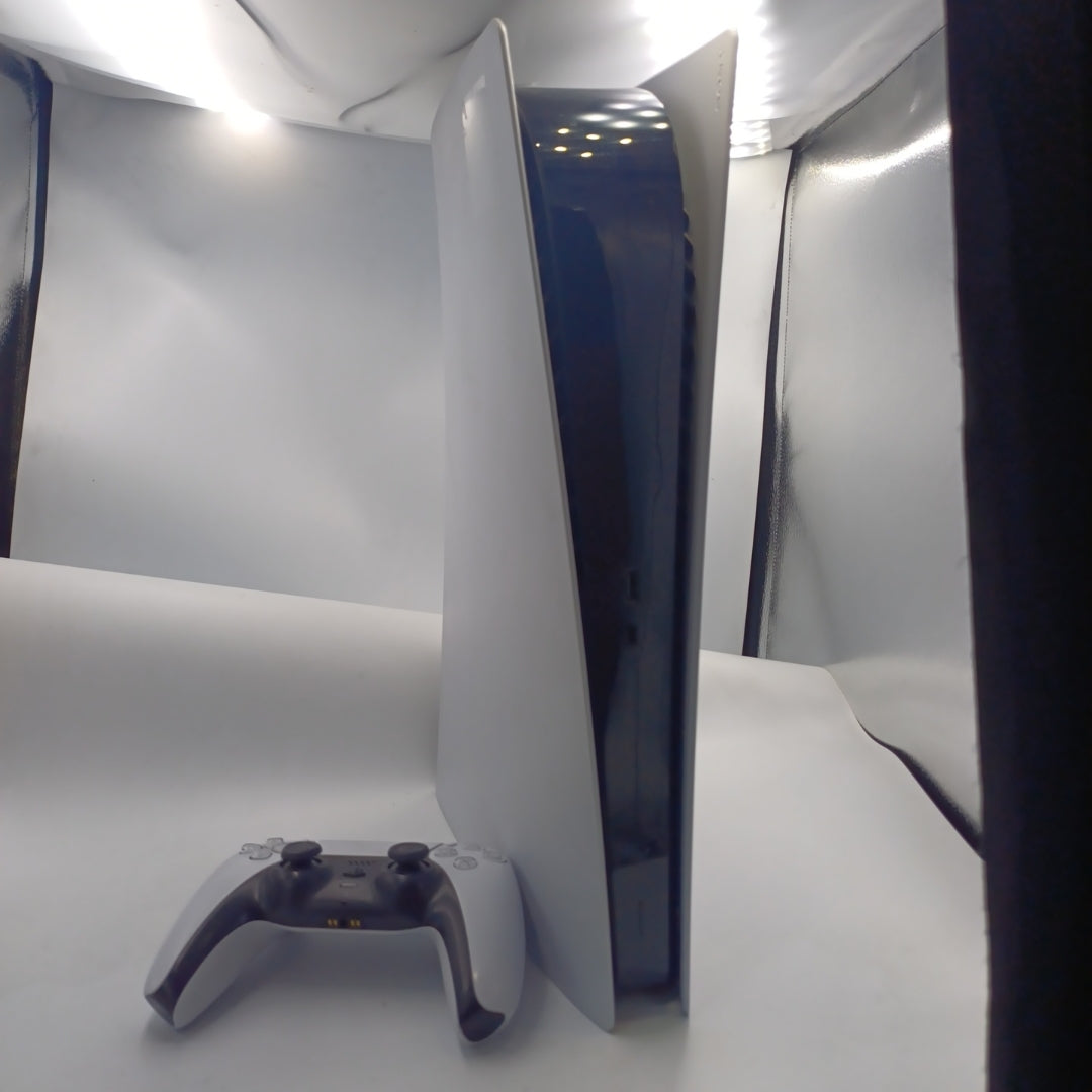 CONSOLA DE VIDEOJUEGO SONY PS5 DIGITAL 825 SSD (SEMINUEVO)