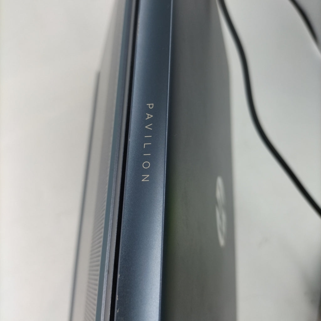 LAPTOP HP PAVILION 15-EH0002LA (2022) 512 GB SSD 8 GB RAM (SEMINUEVO)