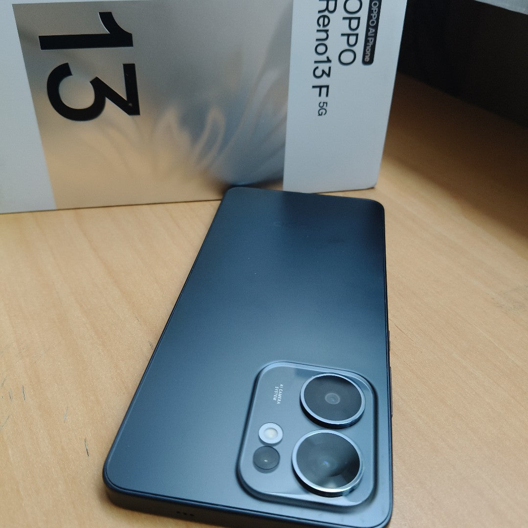 CELULAR OPPO  RENO 13F 5G CPH2699 (2025) 256 GB 12 GB RAM (SEMINUEVO)