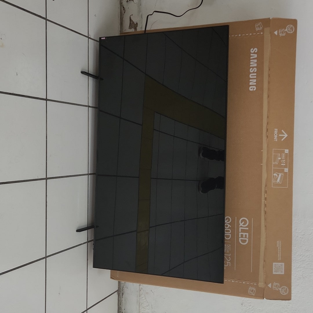 PANTALLA SAMSUNG QN50Q60DAF (2025) 50" QLED 4K (SEMINUEVO)