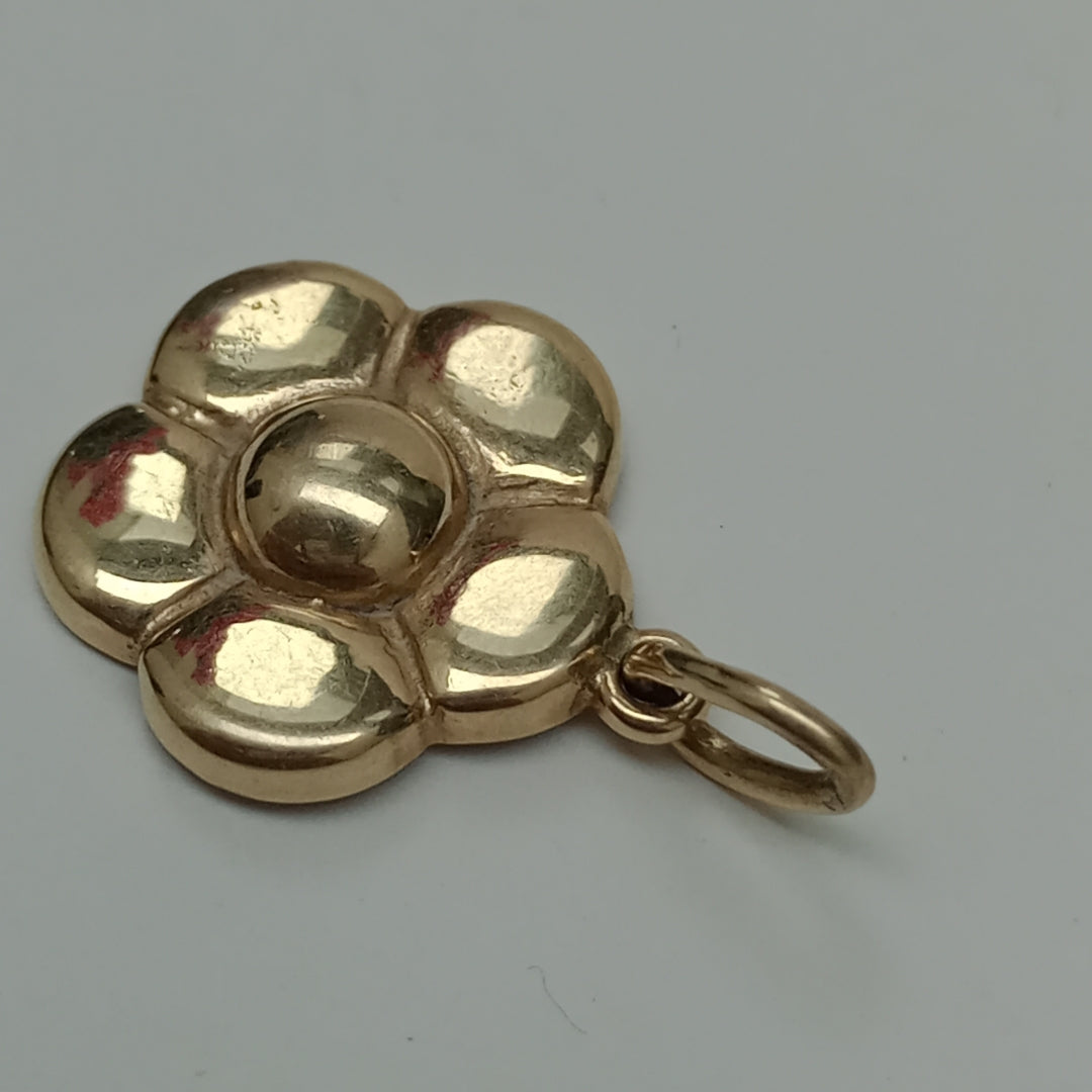 DIJE. ORO. 10 K 3.6 GRMS (SEMINUEVO)