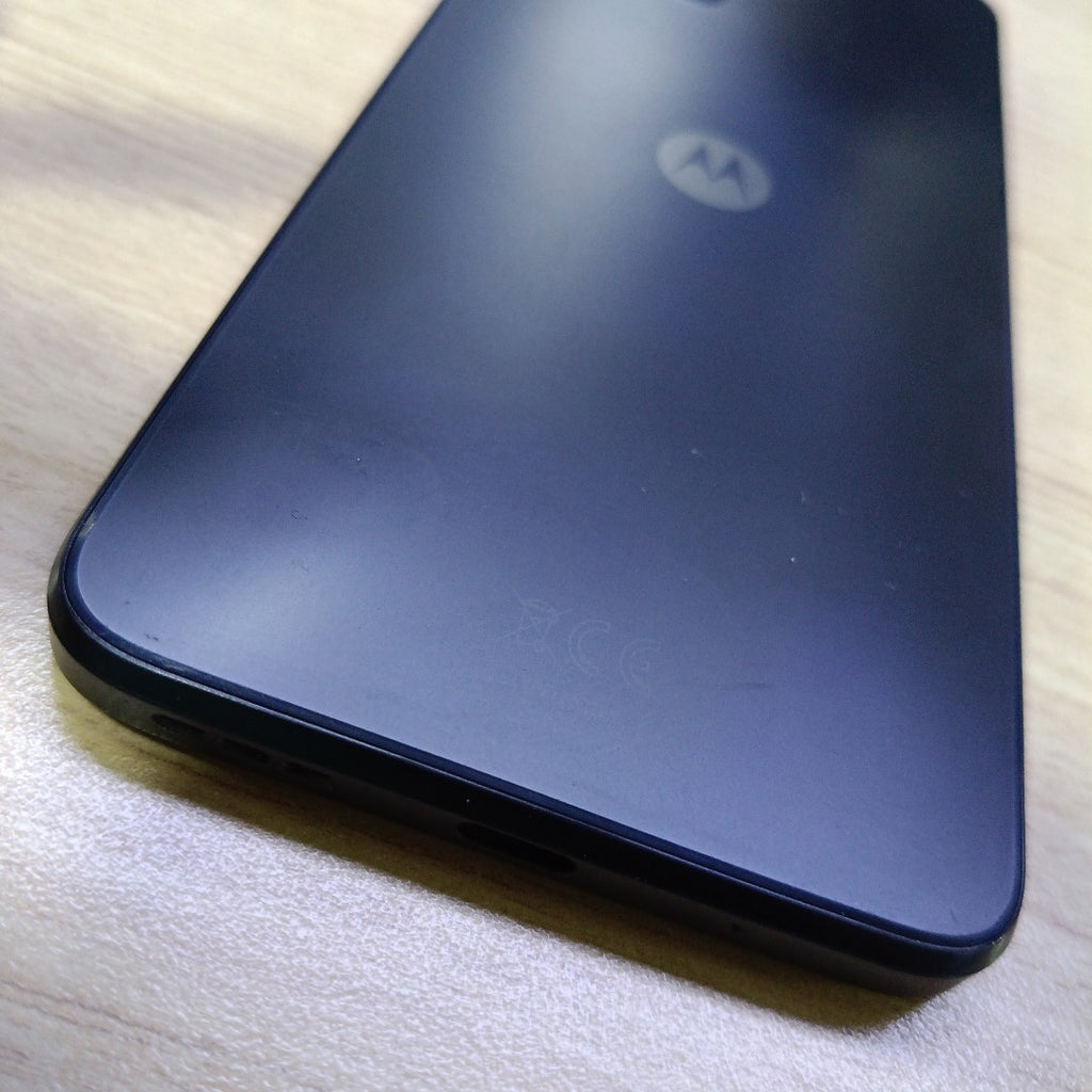 CELULAR MOTOROLA MOTO G13 XT2331-1 (2023) 128 GB 4 GB RAM (SEMINUEVO)