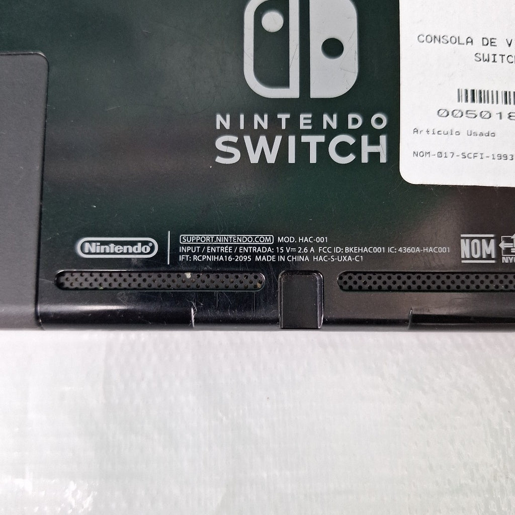 CONSOLA DE VIDEOJUEGO NINTENDO SWITCH 1.1 32 GB (SEMINUEVO)