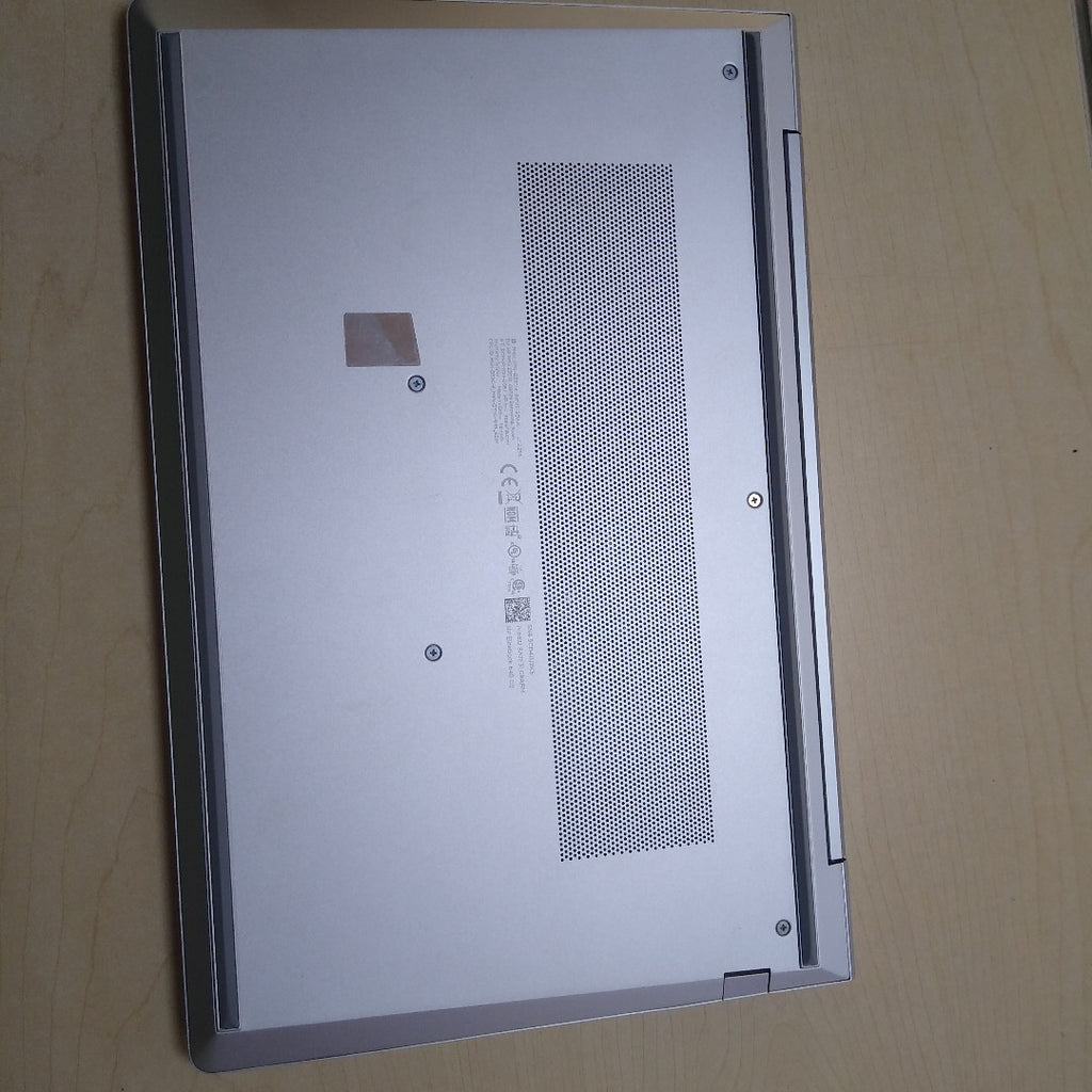 LAPTOP HP ELITEBOOK 640 G9 (2023) 256 GB SSD 16 GB RAM (SEMINUEVO)