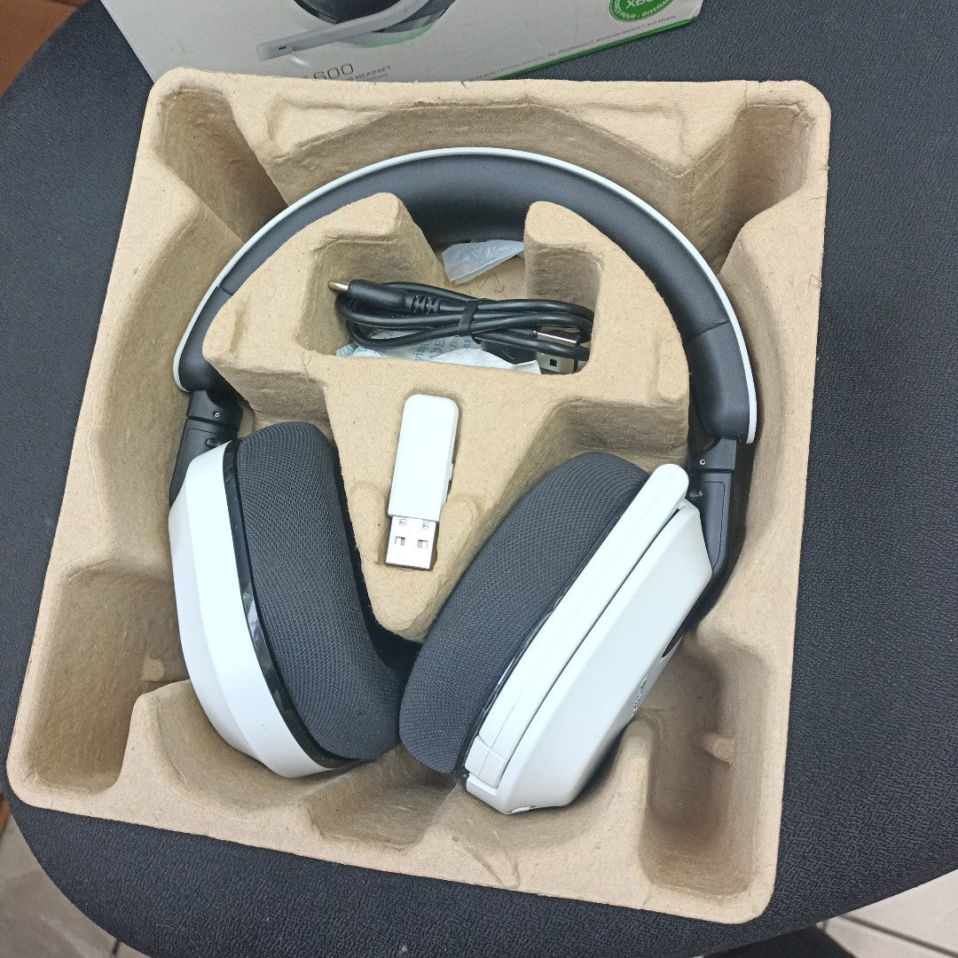 AUDIFONOS TURTLE BEACH STEALTH 600 INALAMBRICO OVER EAR (SEMINUEVO)