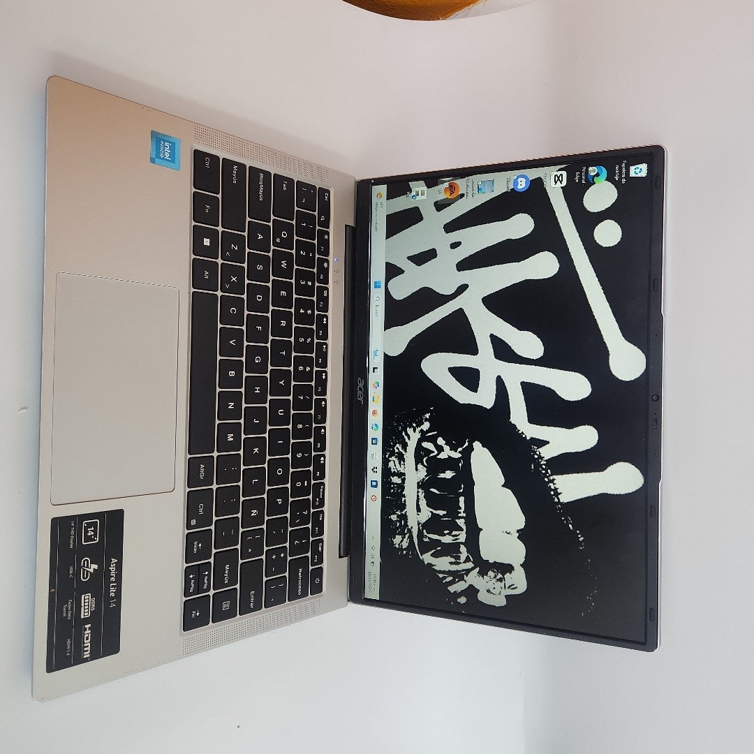 LAPTOP ACER ASPIRE LITE 14 AL14-31P-C0S2 (2024) 256 GB SSD 8 GB RAM (SEMINUEVO)