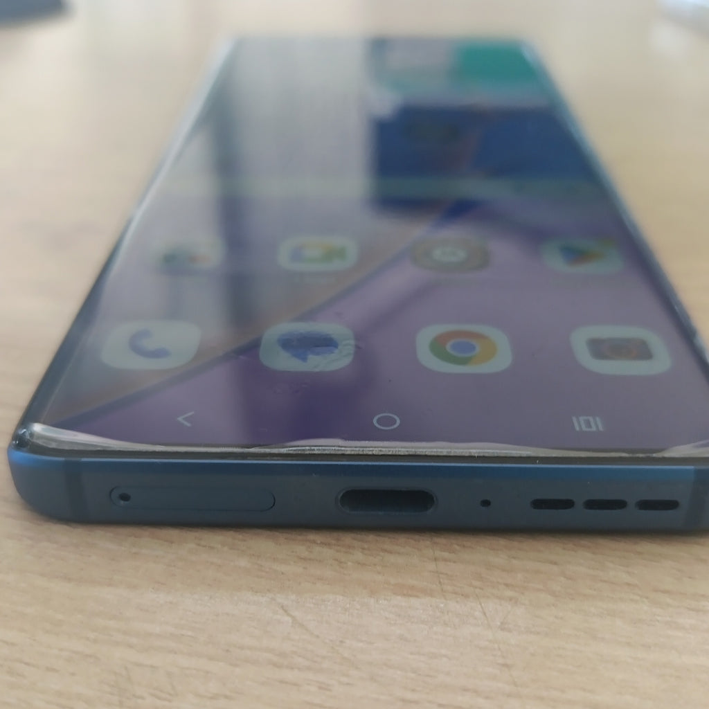 CELULAR MOTOROLA EDGE 40 XT2303-2 (2023) 256 GB 8 GB RAM (SEMINUEVO)