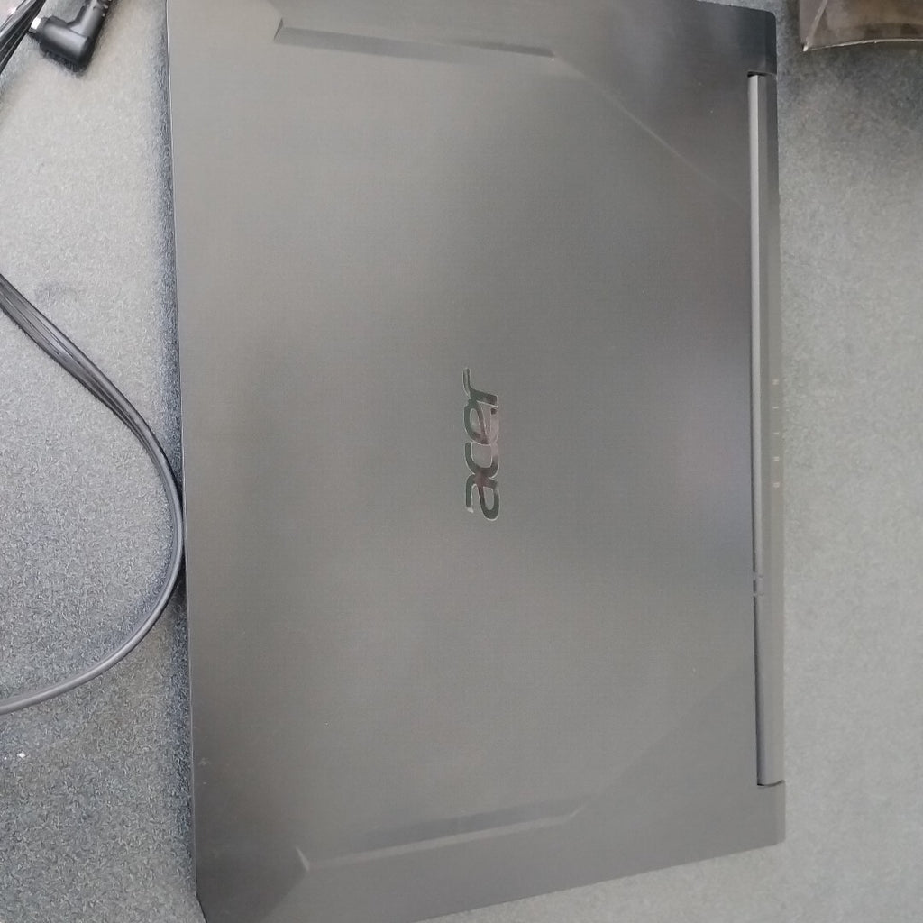 LAPTOP ACER NITRO 5 AN515-57-500S (2022) 512 GB SSD 16 GB RAM (SEMINUEVO)