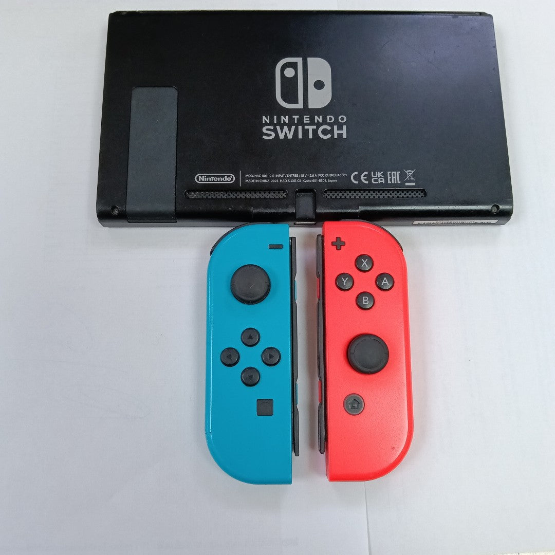 CONSOLA DE VIDEOJUEGO NINTENDO SWITCH 32 GB (SEMINUEVO)
