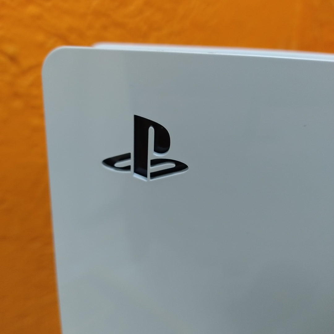 CONSOLA DE VIDEOJUEGO SONY PS5 SLIM 1 TB SSD (SEMINUEVO)