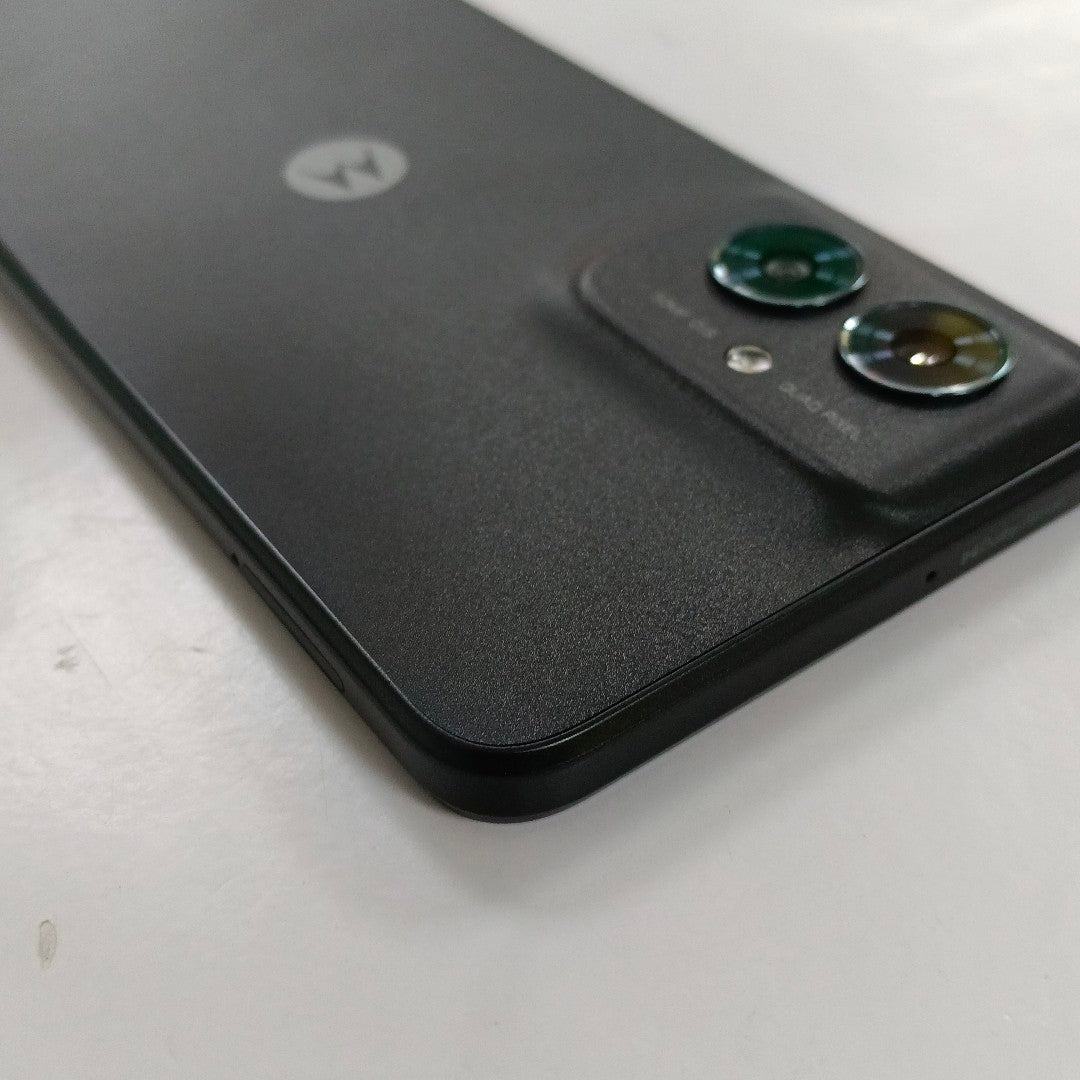 CELULAR MOTOROLA MOTO G55 5G XT2435-1(2024) 256 GB 8 GB RAM (SEMINUEVO)