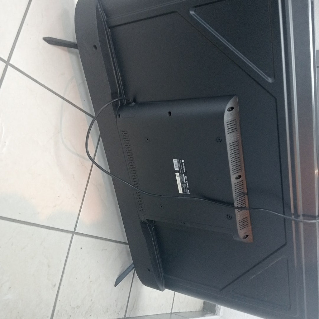 PANTALLA MOTOROLA MOT43FLE11-A (2024) 43" LED FULL HD (SEMINUEVO)