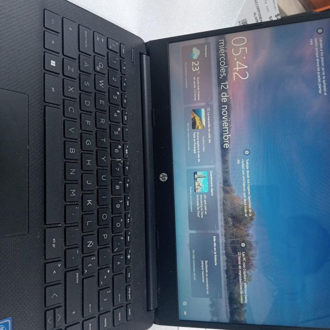 LAPTOP HP 14-DQ0509LA (2023) 128 GB SSD 4 GB RAM (SEMINUEVO)