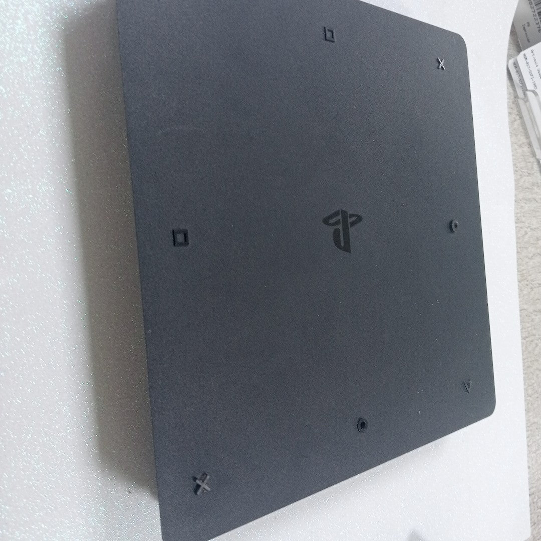CONSOLA DE VIDEOJUEGO SONY PS4 1 TB (SEMINUEVO)