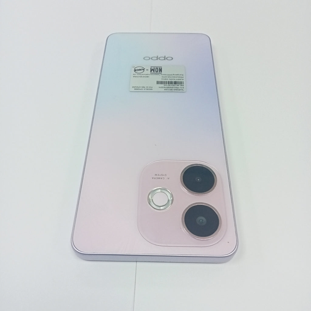CELULAR OPPO  A5 PRO 5G CPH2695 (2025) 256 GB 8 GB RAM (SEMINUEVO)