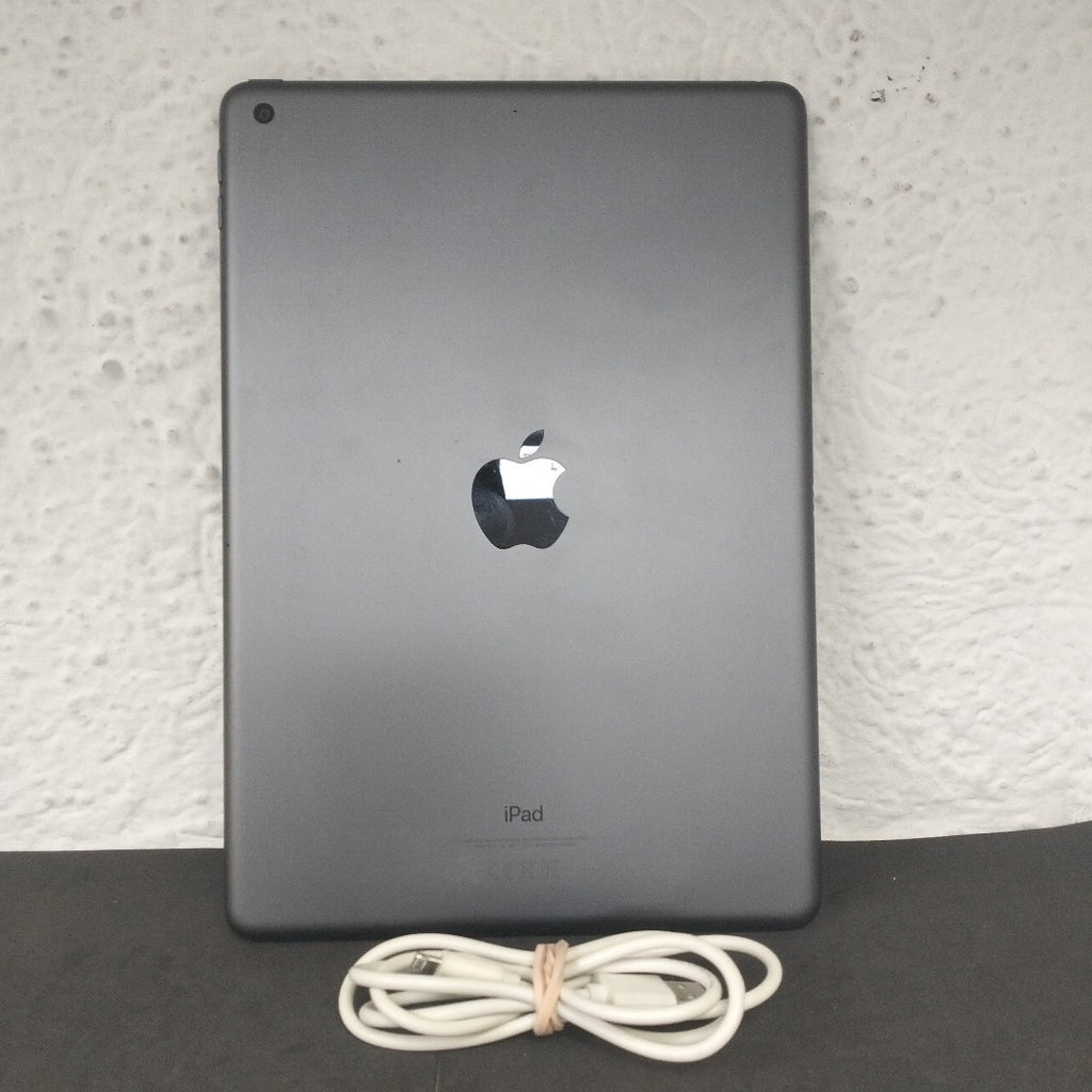 TABLETA APPLE IPAD 9 A2602 64 GB 3 GB RAM (SEMINUEVO)