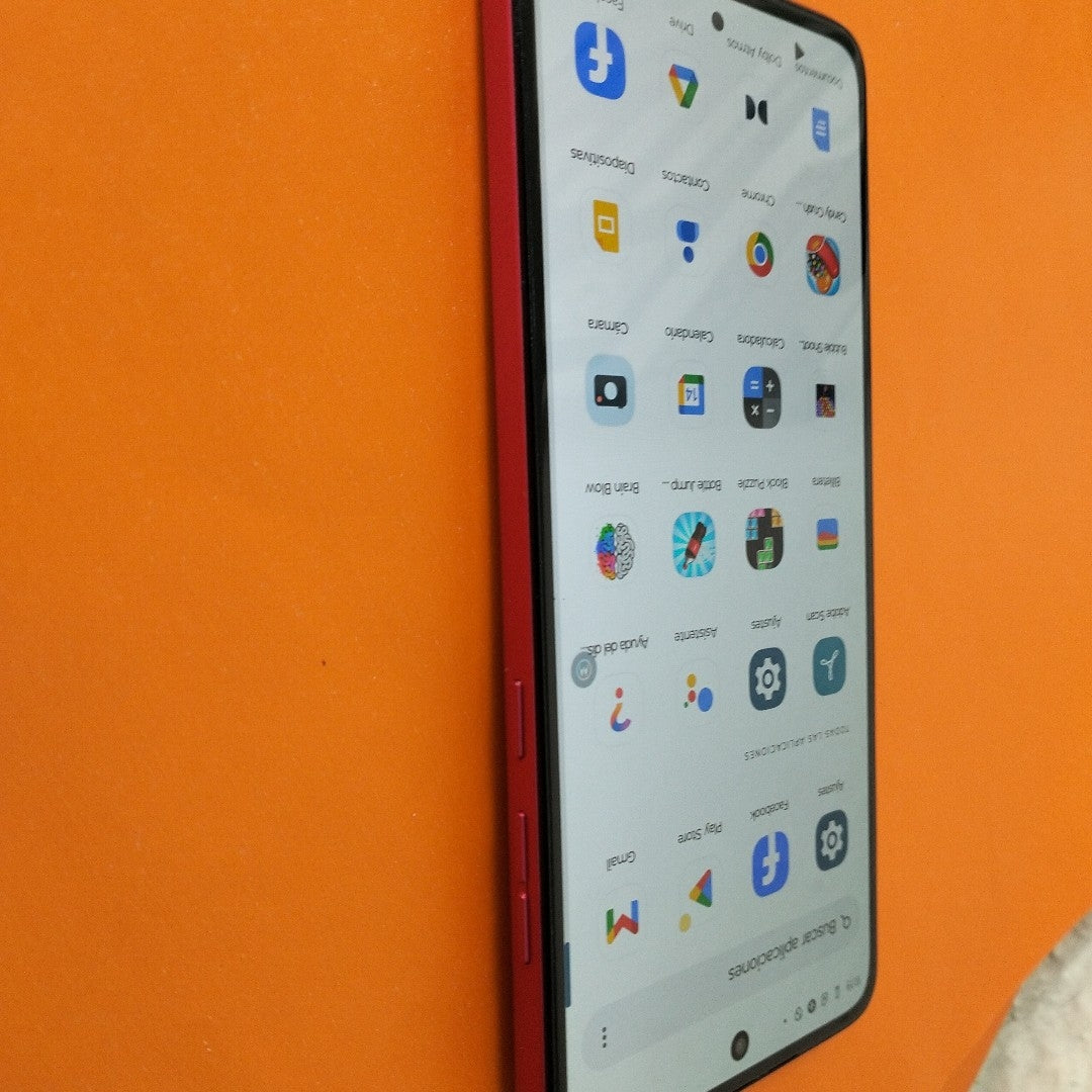 CELULAR MOTOROLA MOTO G84 XT2347-2 (2023) 256 GB 12 GB RAM (SEMINUEVO)