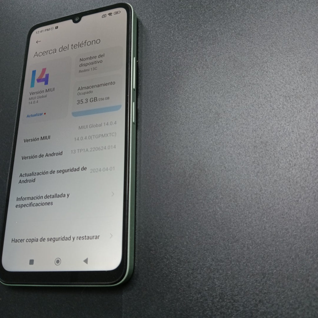 CELULAR XIAOMI REDMI 13C 23100RN82L (2023) 256 GB 8 GB RAM (SEMINUEVO)