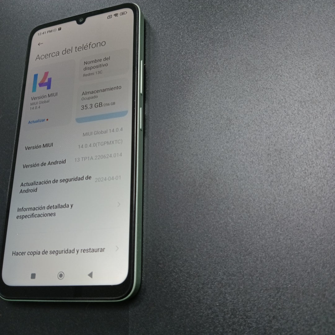 CELULAR XIAOMI REDMI 13C 23100RN82L (2023) 256 GB 8 GB RAM (SEMINUEVO)