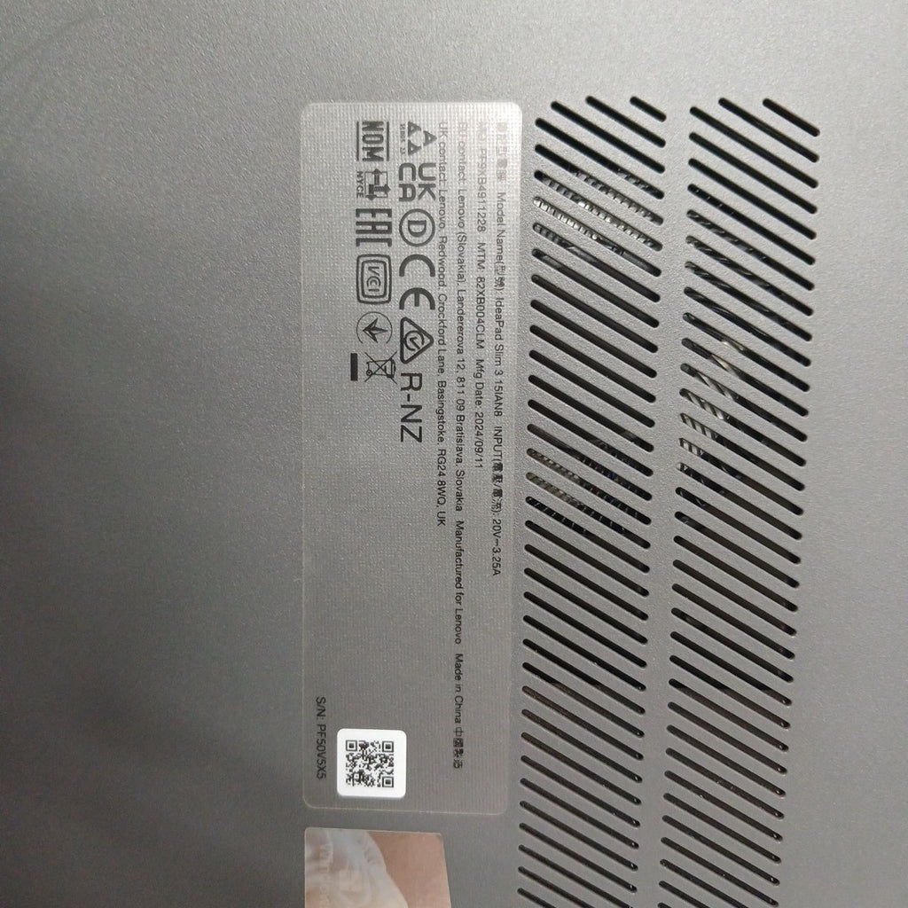 LAPTOP LENOVO IDEAPAD SLIM 3 15IAN8 (2024) 512 GB SSD 8 GB RAM
