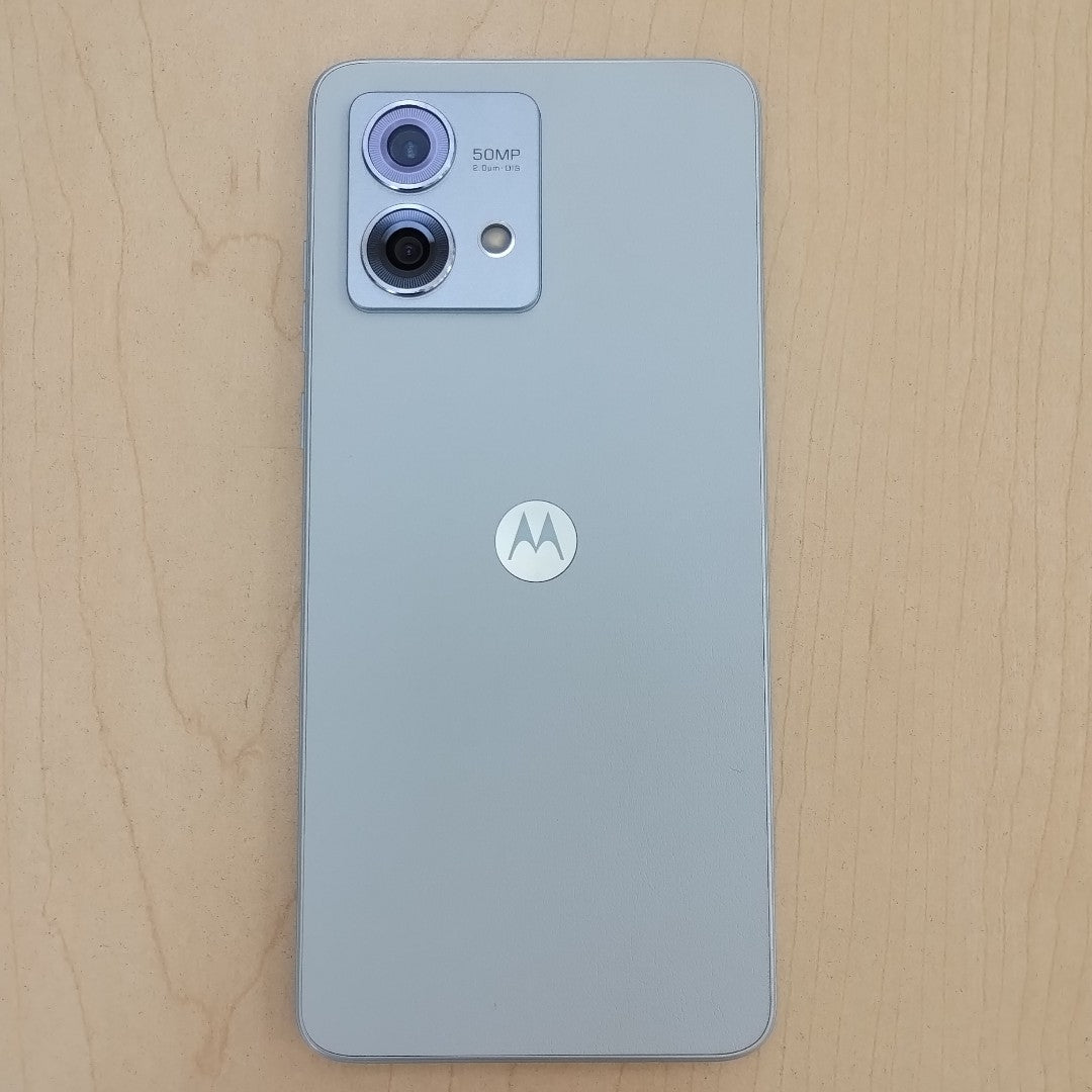 CELULAR MOTOROLA MOTO G84 XT2347-1 (2023) 256 GB 8 GB RAM (SEMINUEVO)