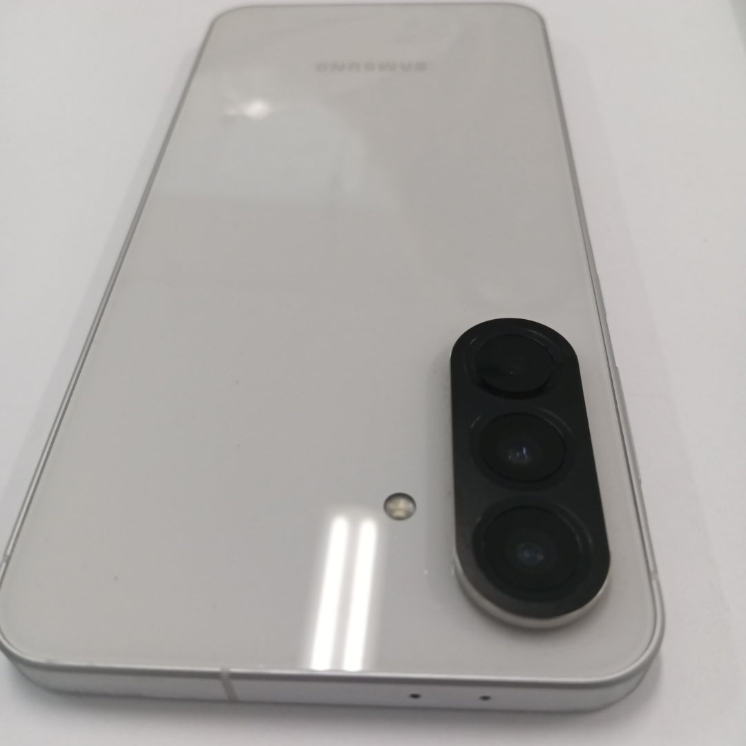 CELULAR SAMSUNG GALAXY A56 SM-A566E (2025) 256 GB 8 GB RAM (SEMINUEVO)