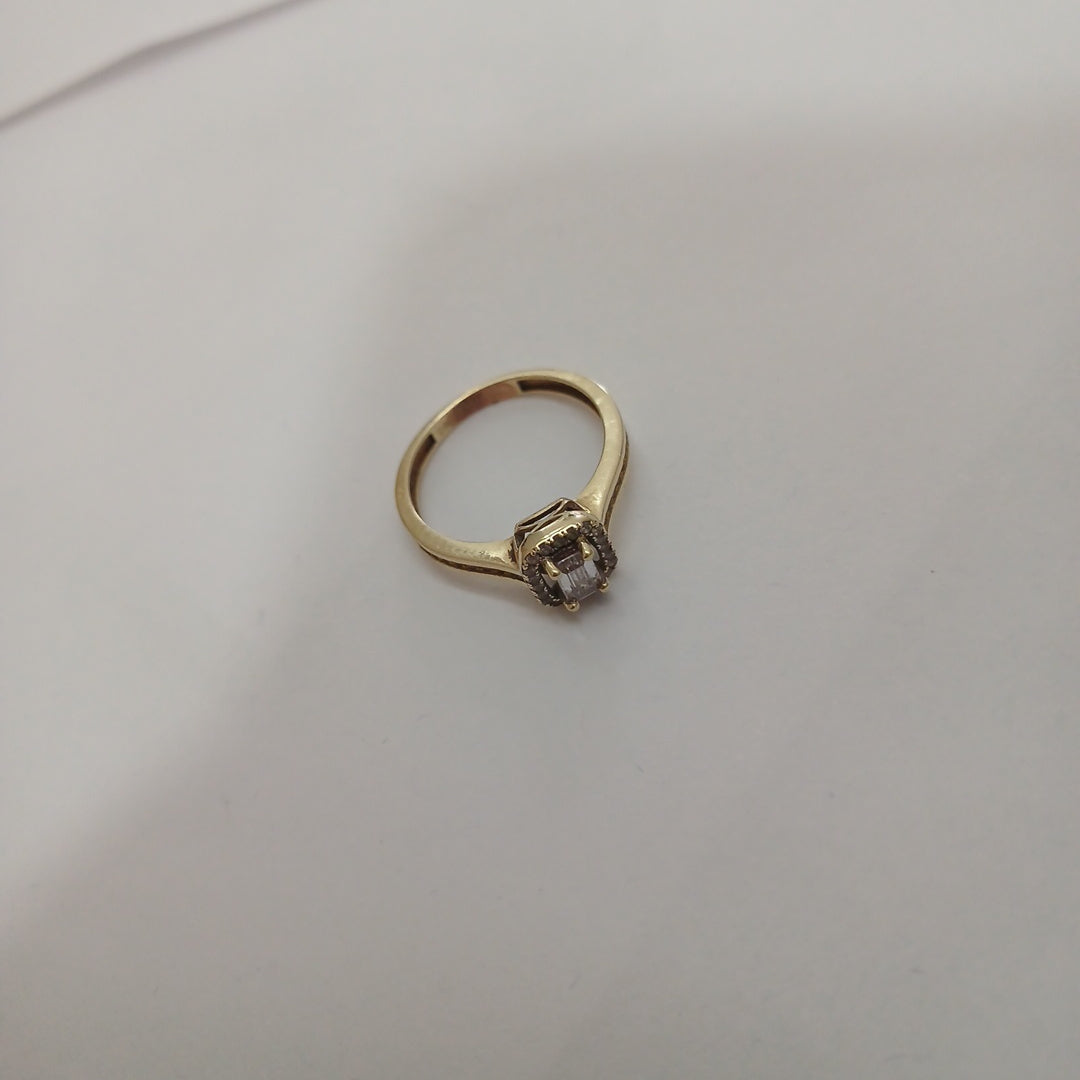 ANILLITO. ORO. 10 K 2.3 GRMS (SEMINUEVO)