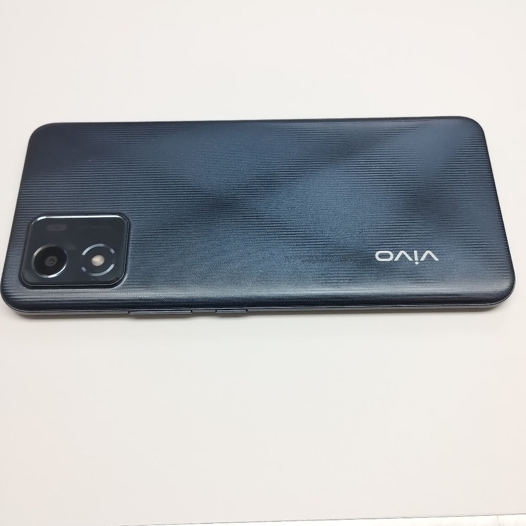 CELULAR VIVO Y01 V2118 32 GB 3 GB RAM (SEMINUEVO)