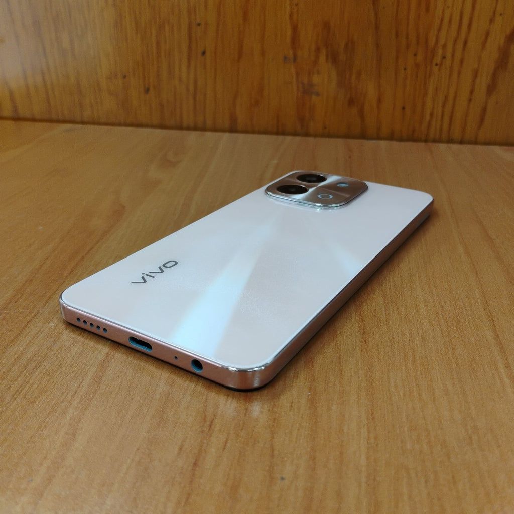 CELULAR VIVO Y28 V2352 256 GB 8 GB RAM (SEMINUEVO)